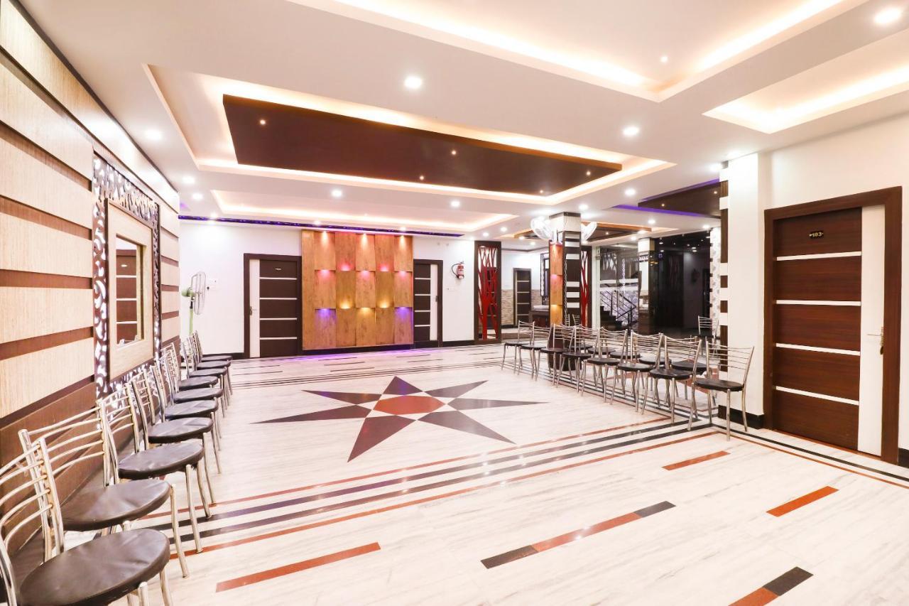 Oyo 70489 Hotel Tajvar Siwān Dış mekan fotoğraf