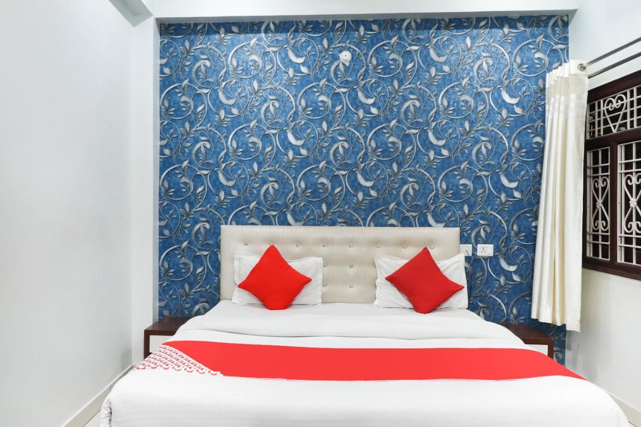 Oyo 70489 Hotel Tajvar Siwān Dış mekan fotoğraf